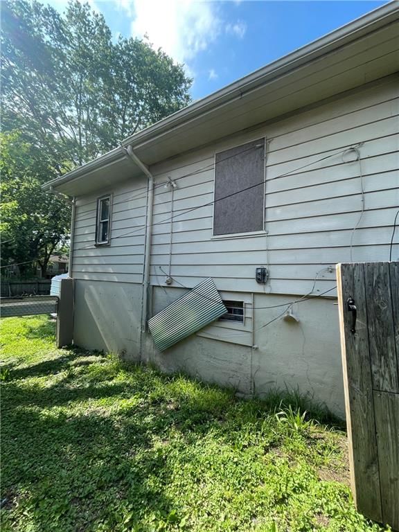 1818 S Overton Avenue — photo 40