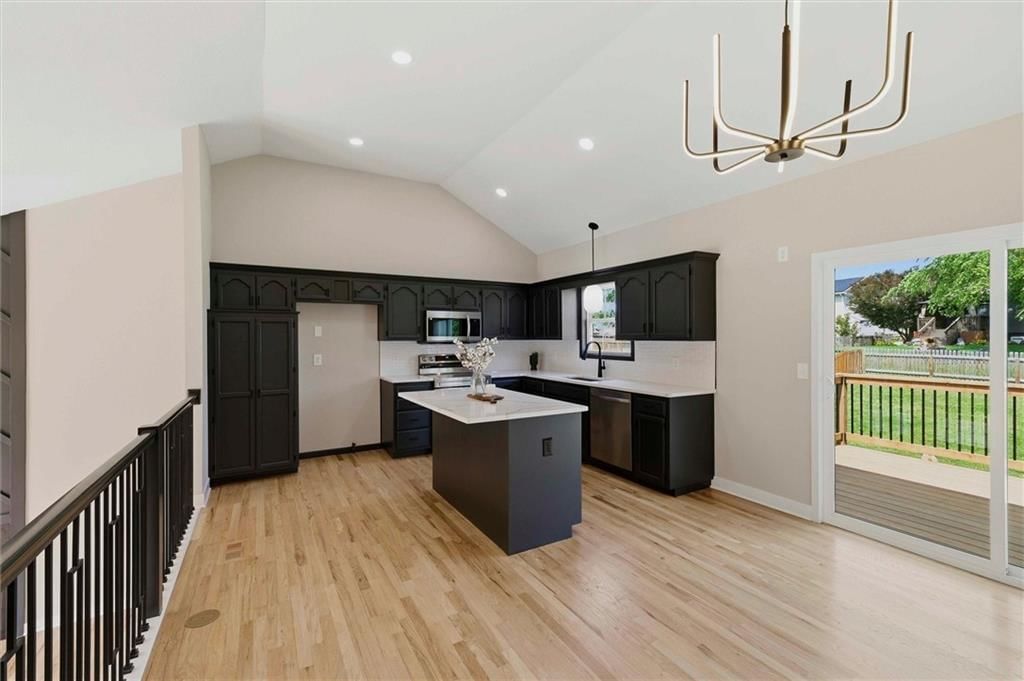 7411 N Mckinley Avenue — photo 7