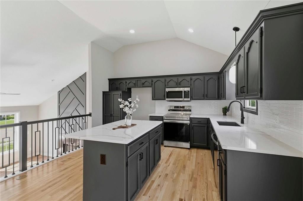 7411 N Mckinley Avenue — photo 8