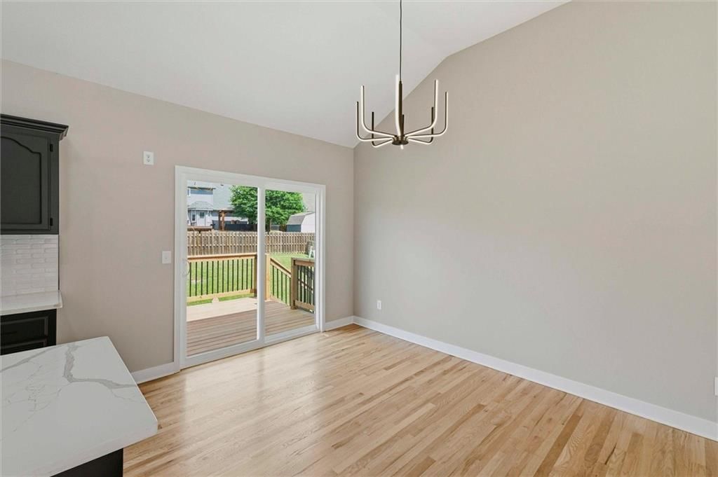 7411 N Mckinley Avenue — photo 10