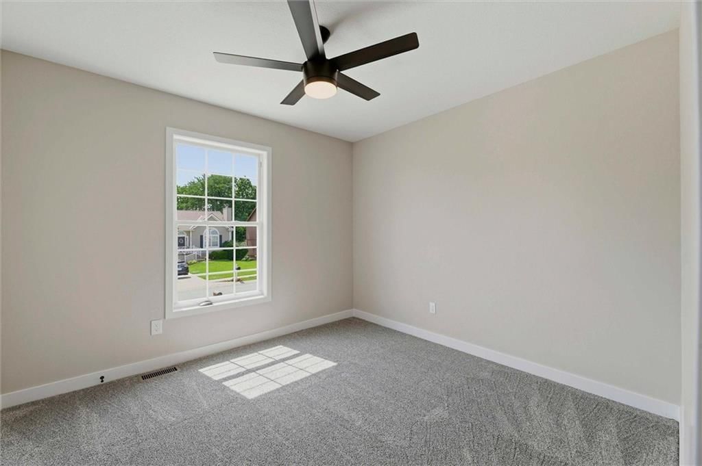 7411 N Mckinley Avenue — photo 16
