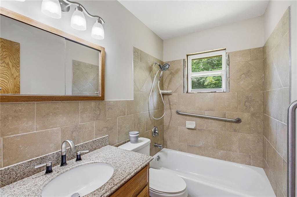 11308 E 67TH Terrace — photo 23
