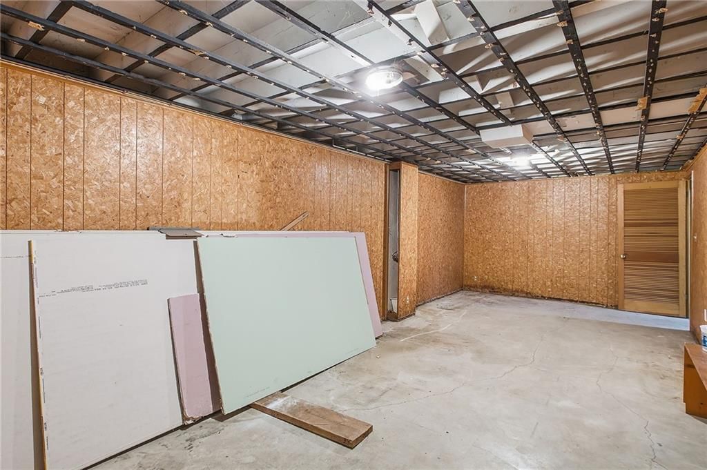 11308 E 67TH Terrace — photo 31