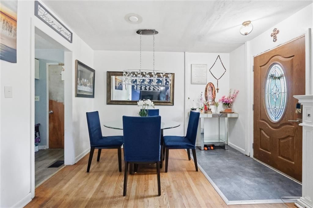3022 S Norwood Avenue — photo 3