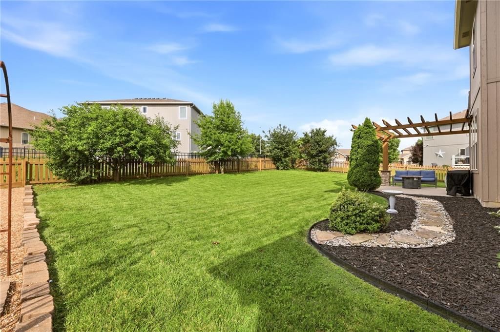 1217 Hillmann Lane — photo 34