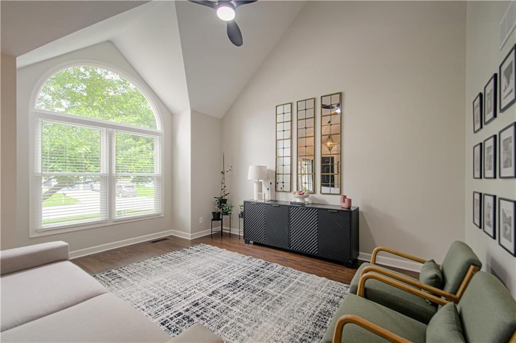 7528 N Tullis Avenue — photo 8
