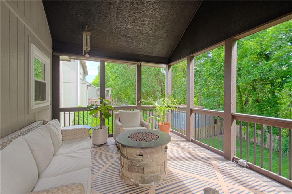 7528 N Tullis Avenue — photo 16