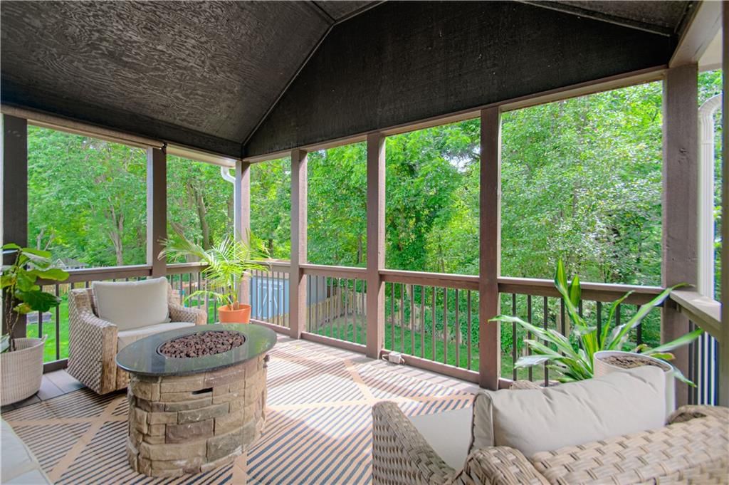 7528 N Tullis Avenue — photo 17