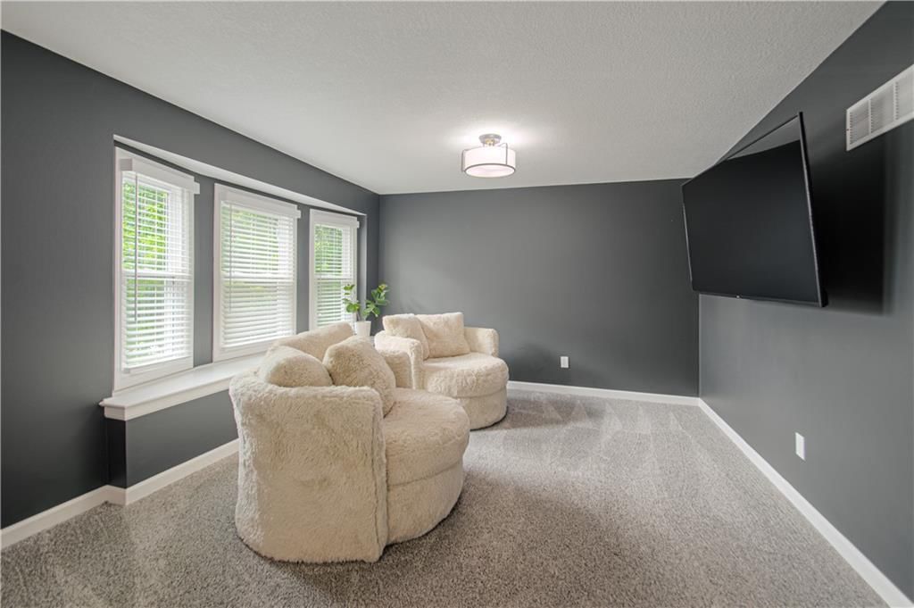 7528 N Tullis Avenue — photo 29