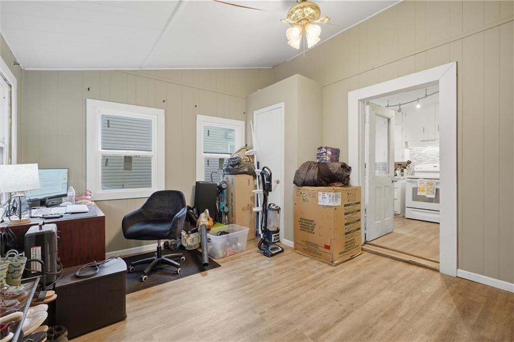 511 E North Main Street — photo 11