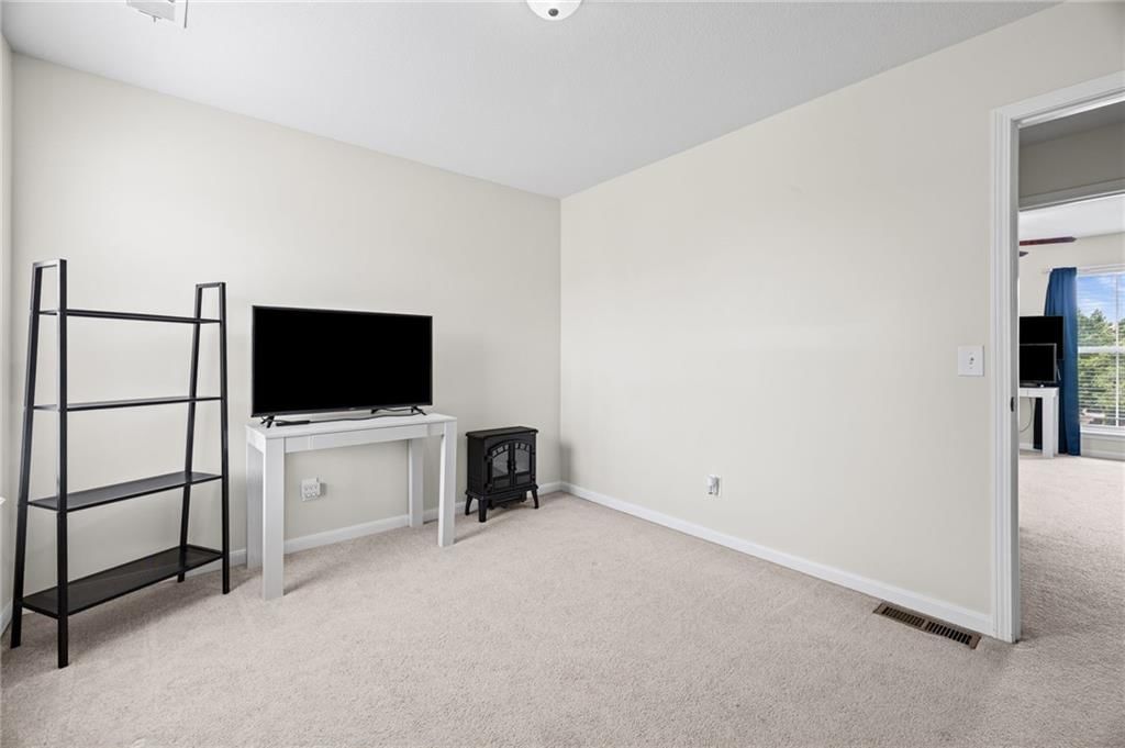 8123 N Drury Avenue — photo 19