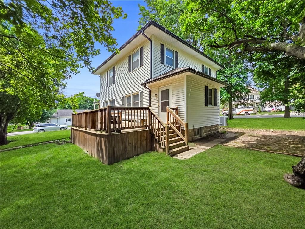 213 W 2nd Street — photo 4