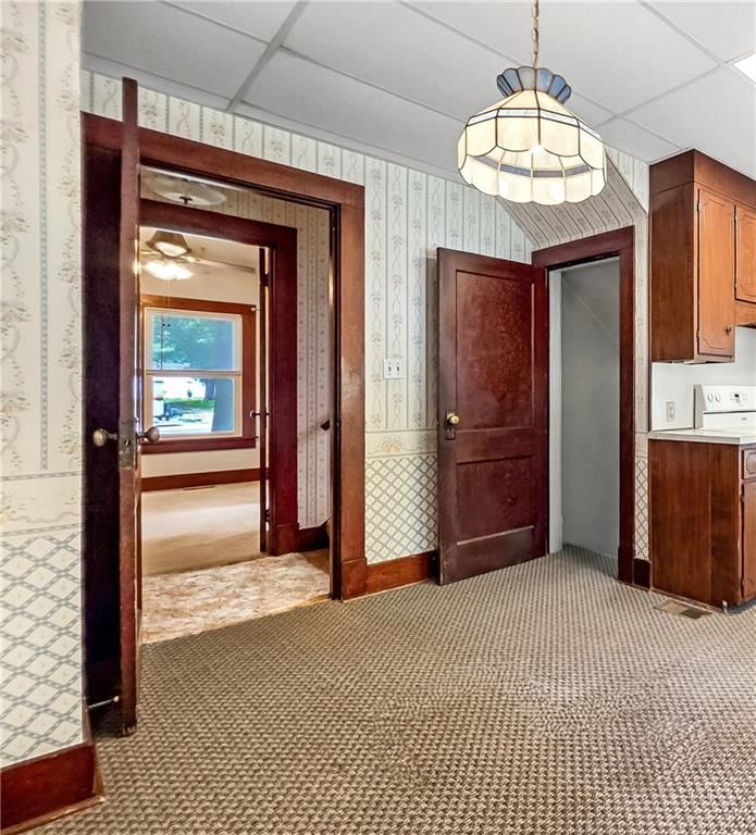 213 W 2nd Street — photo 27