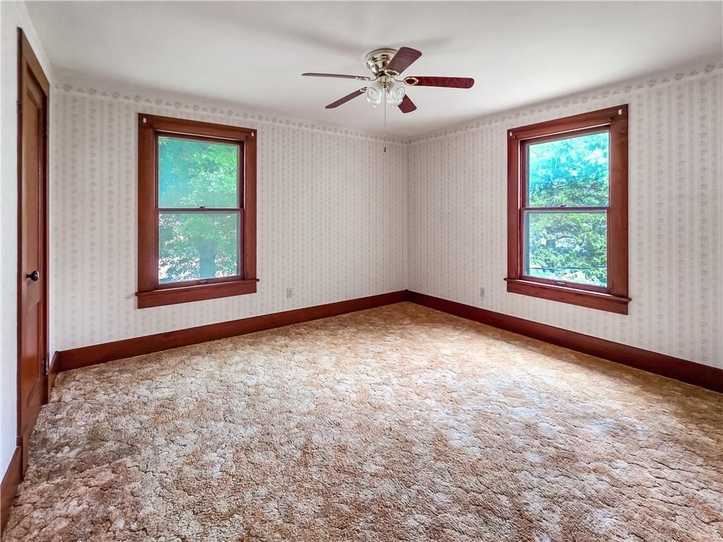 213 W 2nd Street — photo 30