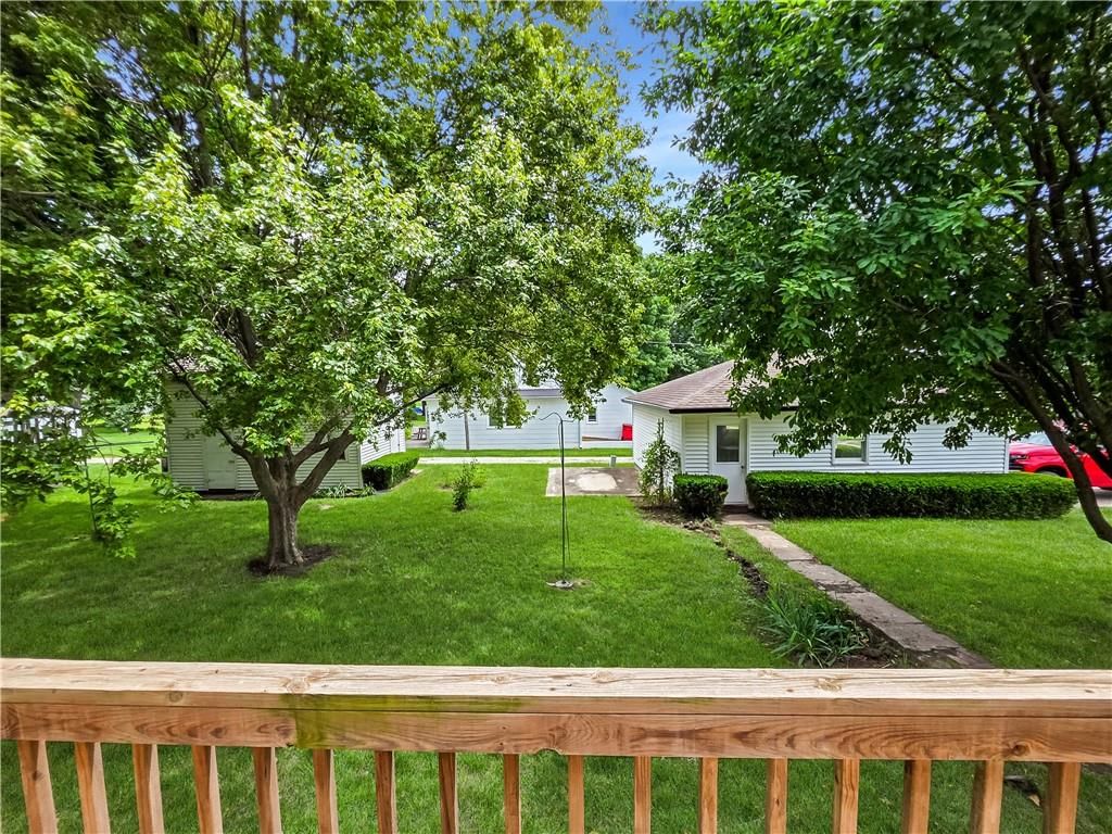 213 W 2nd Street — photo 49