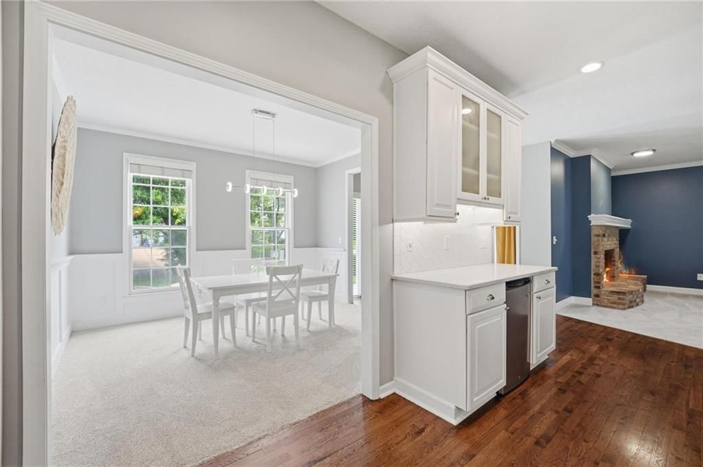 5210 W 157th Terrace — photo 6