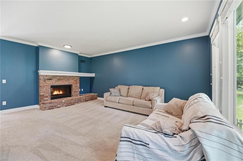 5210 W 157th Terrace — photo 8