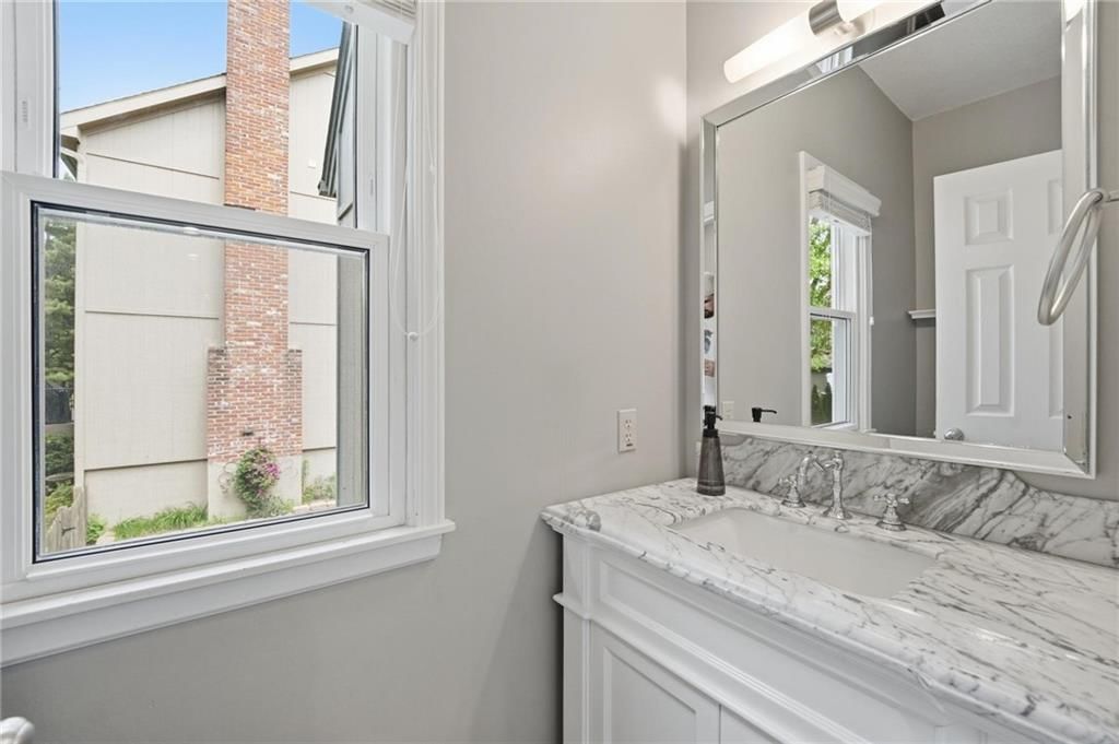 5210 W 157th Terrace — photo 13