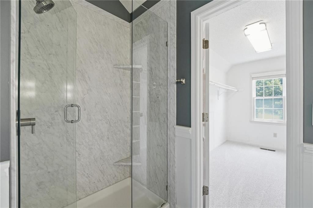 5210 W 157th Terrace — photo 35