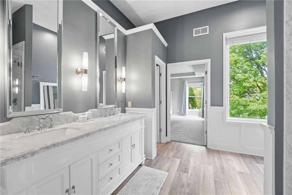 5210 W 157th Terrace — photo 36