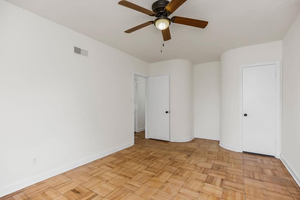 315 NE Northcrest Drive — photo 14