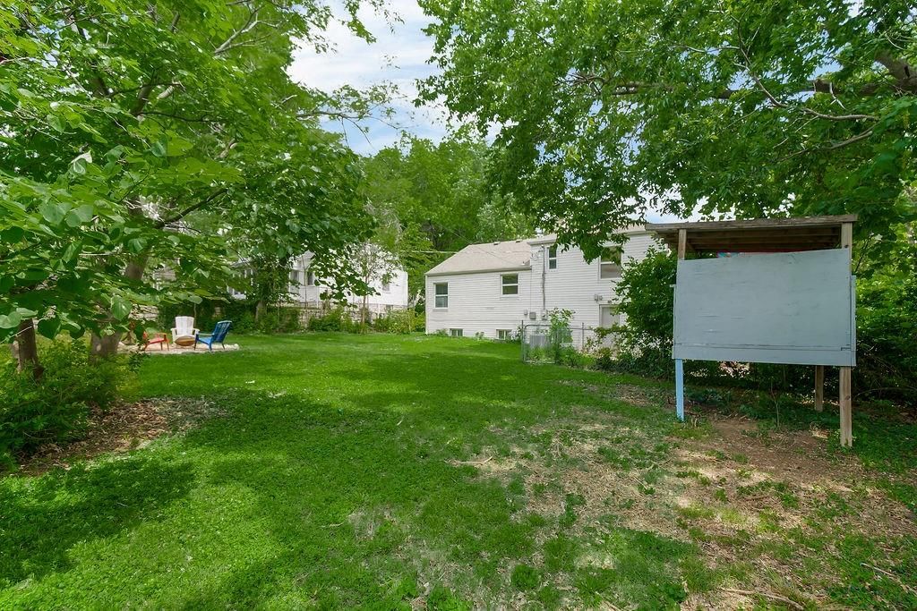 315 NE Northcrest Drive — photo 21