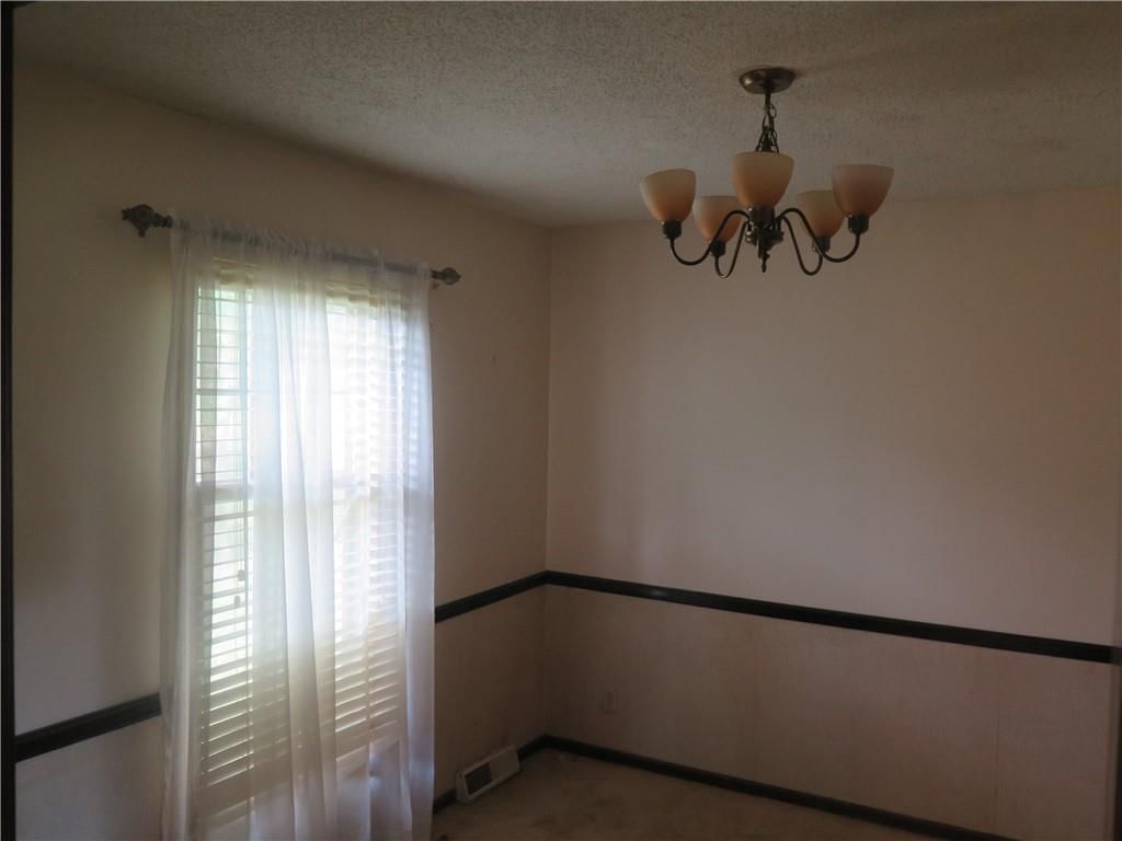10610 W 170th Terrace — photo 7