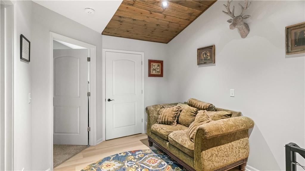 403 W Kaskaskia Street — photo 23