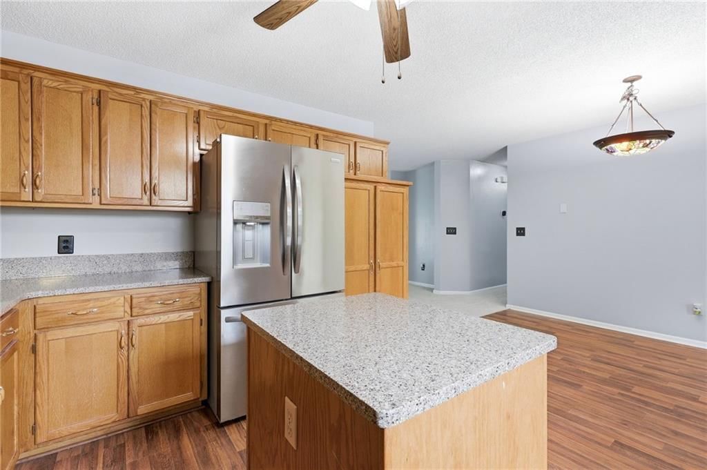 1204 Foxridge Drive — photo 20