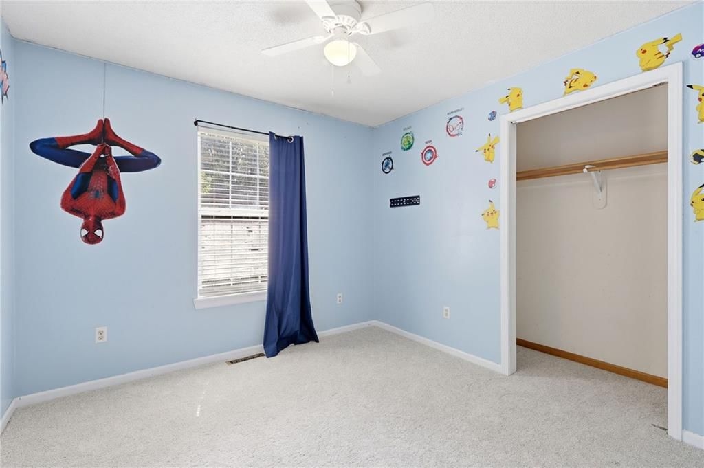 1204 Foxridge Drive — photo 22