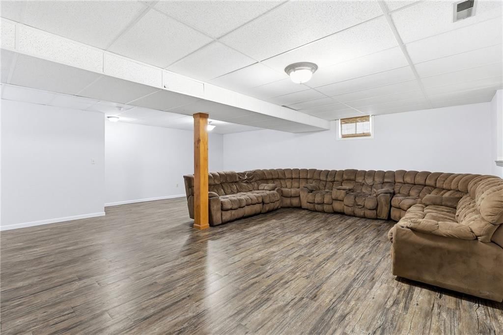 1204 Foxridge Drive — photo 34