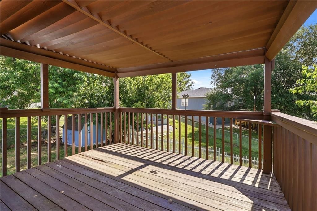 1204 Foxridge Drive — photo 45