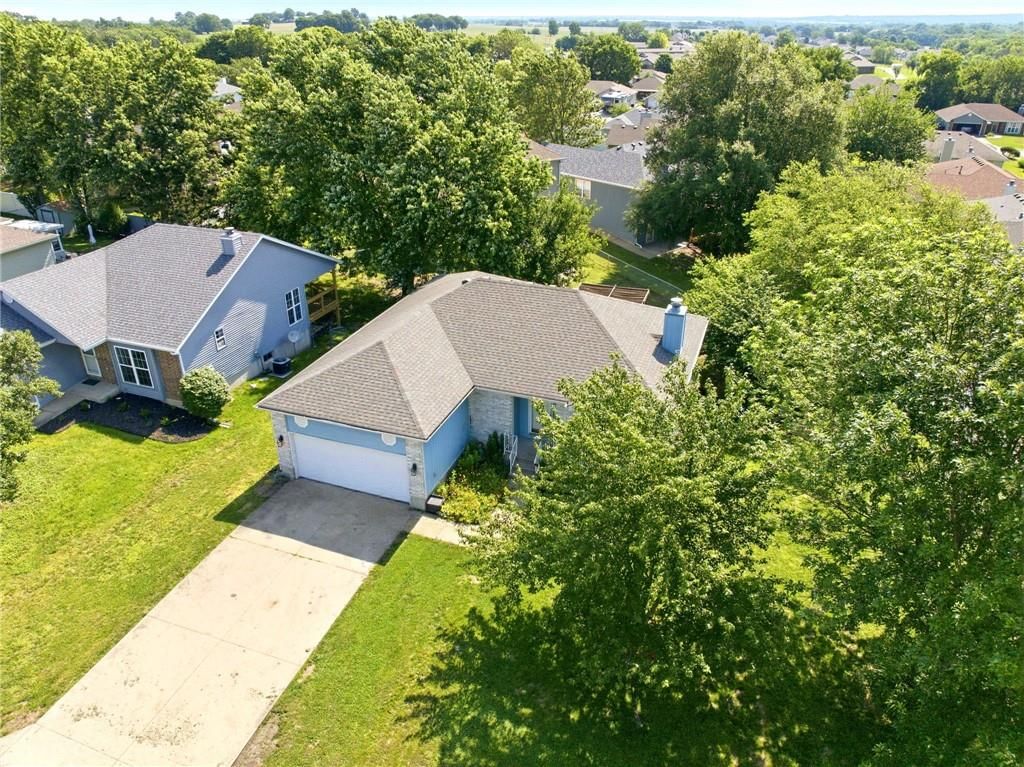 1204 Foxridge Drive — photo 53