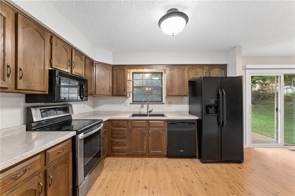 19208 E 12th Street North Court — photo 13
