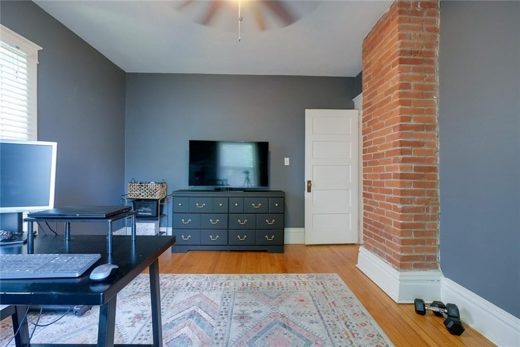 3644 Wyandotte Street — photo 9