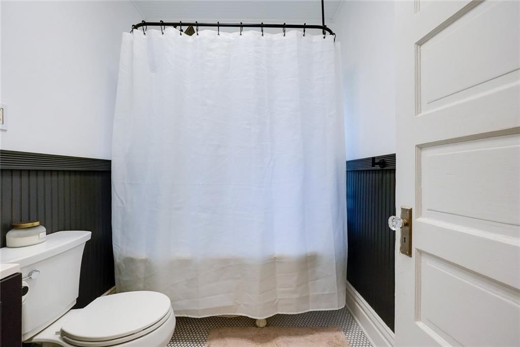 3644 Wyandotte Street — photo 17