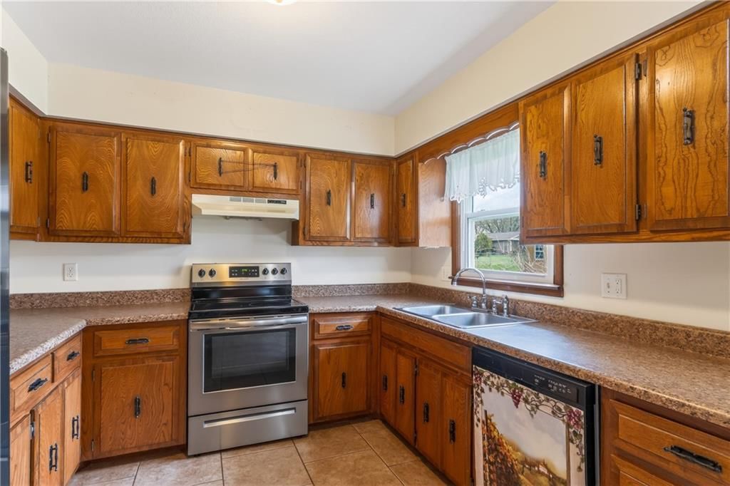 420 N Hunt Street — photo 14