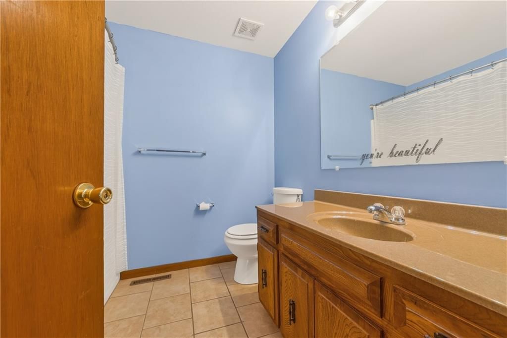 420 N Hunt Street — photo 23