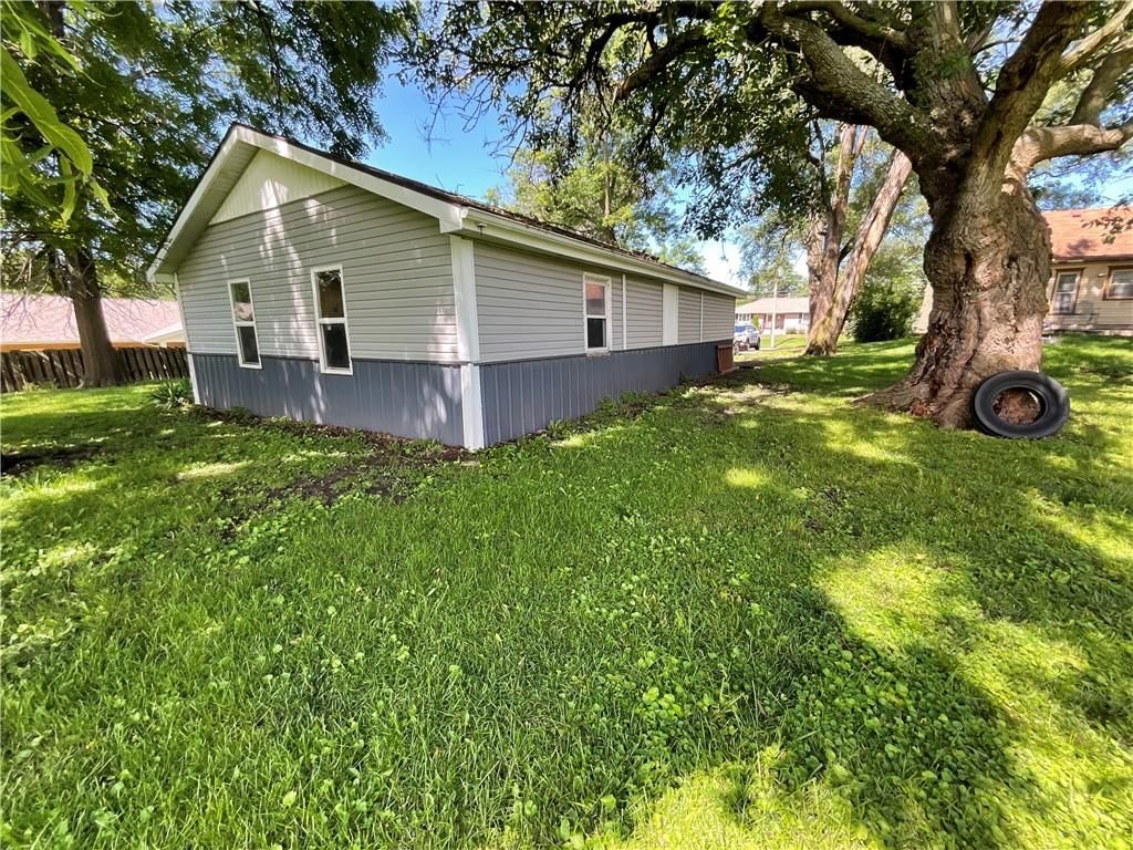 419 S ORANGE Street — photo 3