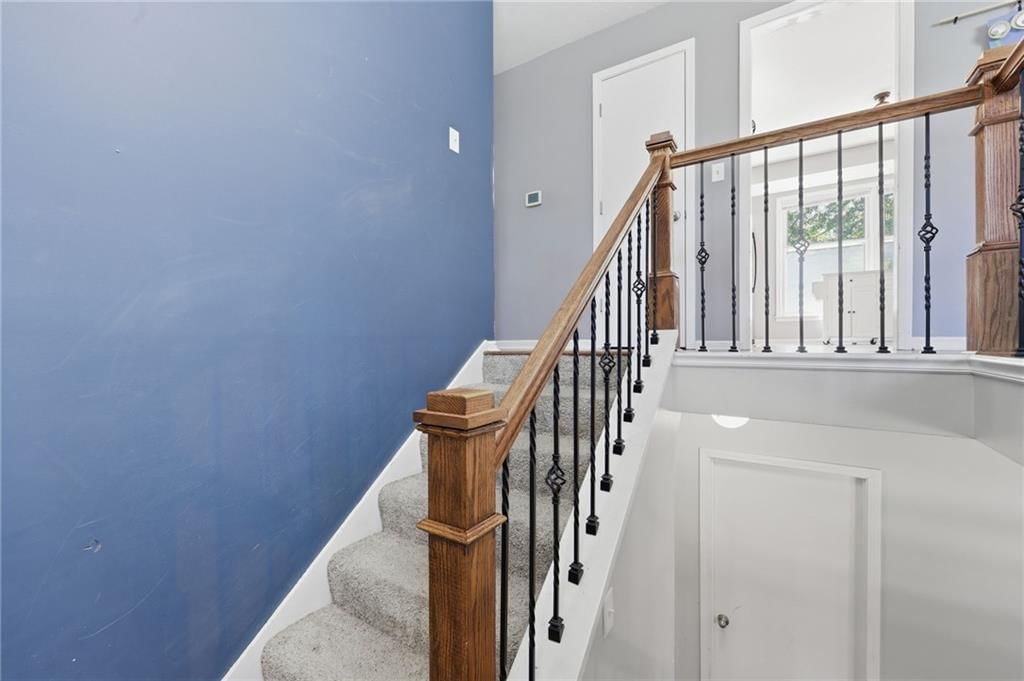 1424 Woodlawn Drive — photo 8