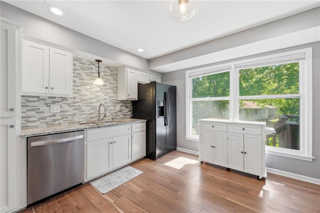1424 Woodlawn Drive — photo 19