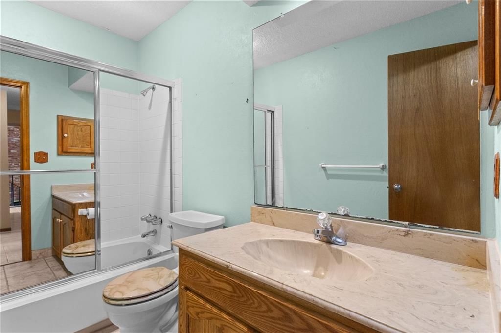 8075 Colony Lane — photo 18