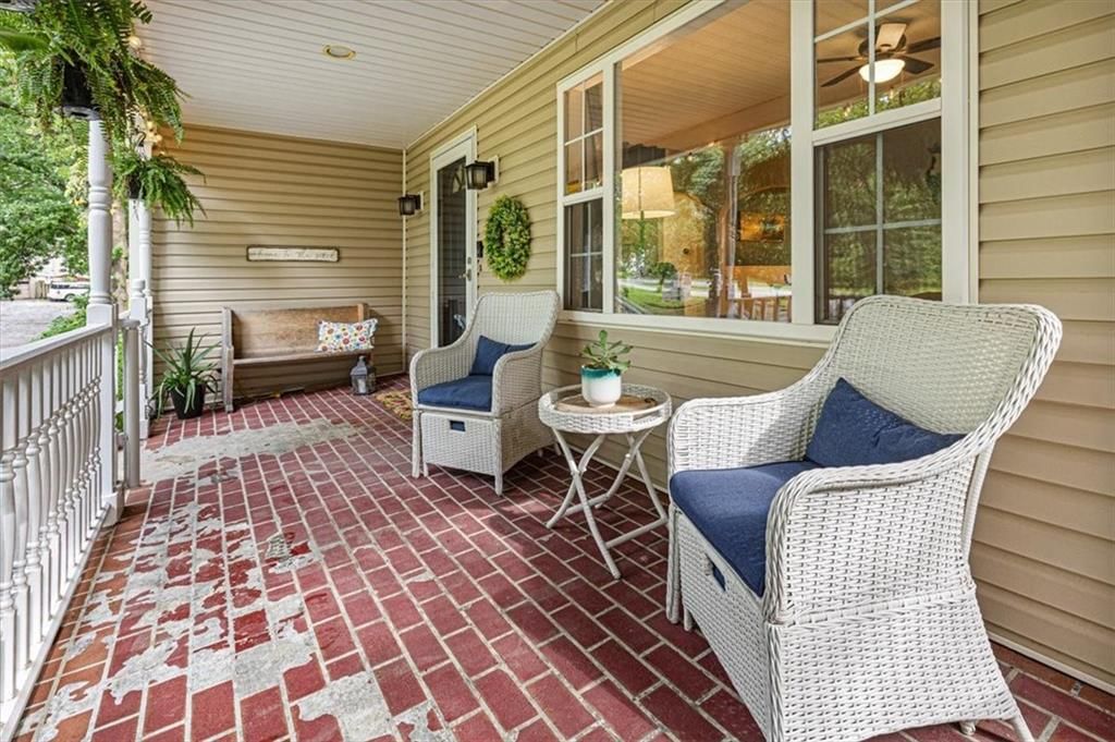 4203 N Grand Avenue — photo 11