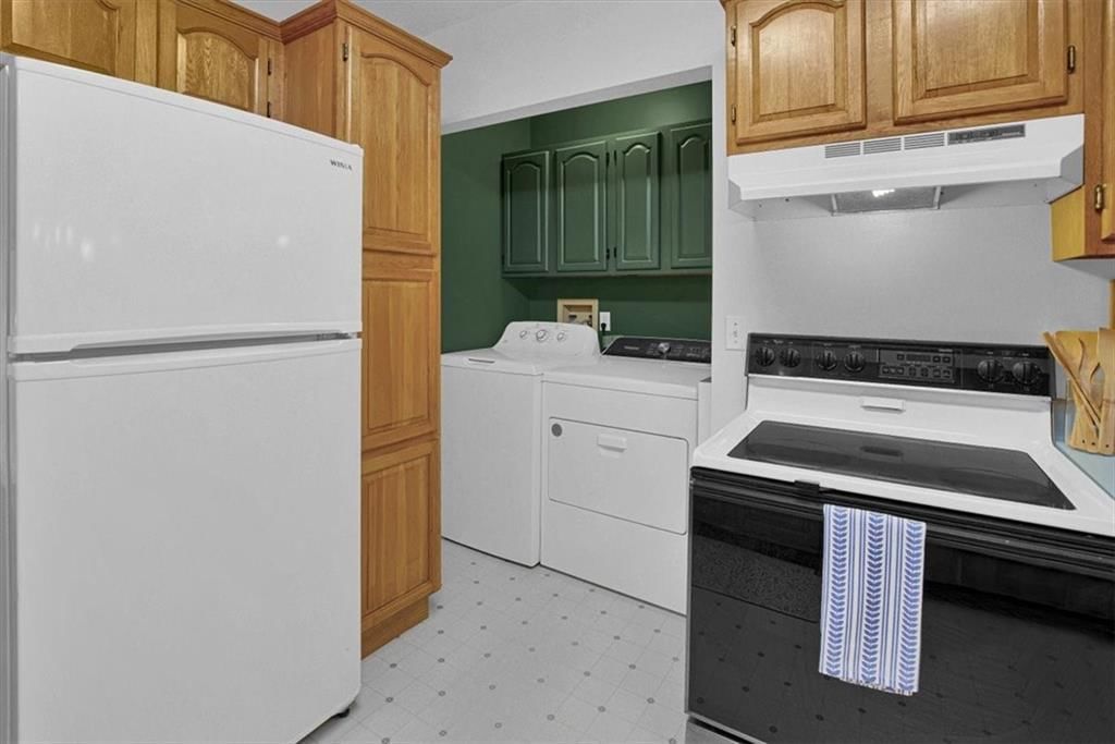 4203 N Grand Avenue — photo 23