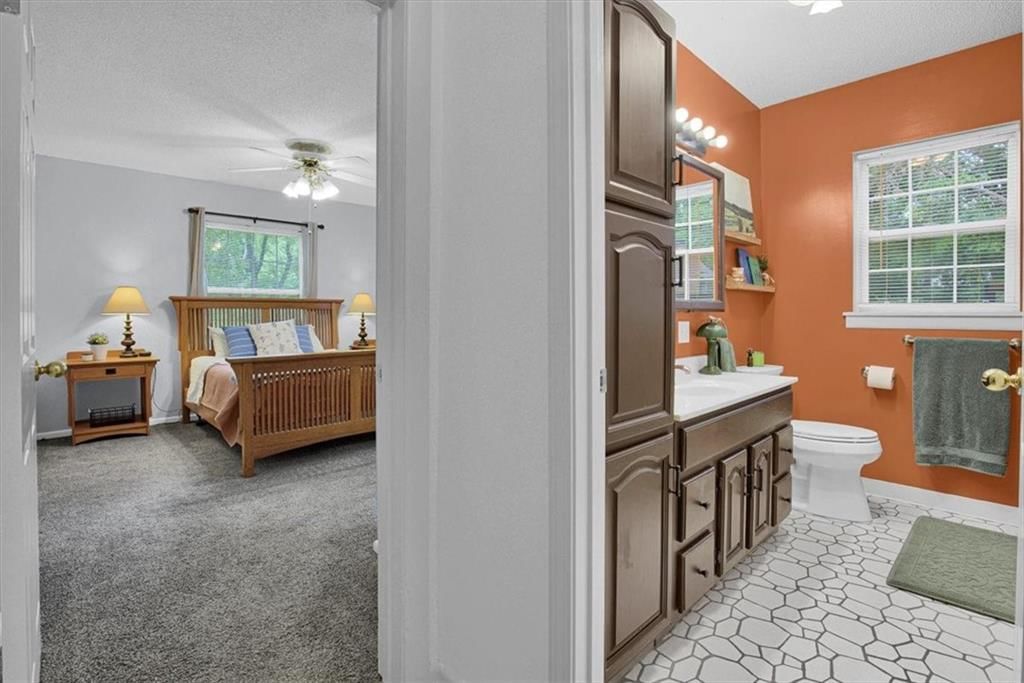 4203 N Grand Avenue — photo 25