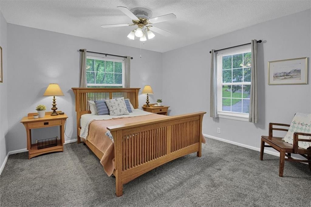 4203 N Grand Avenue — photo 26