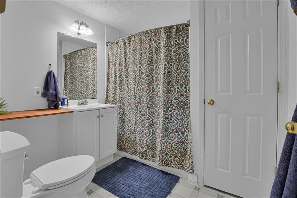 4203 N Grand Avenue — photo 30
