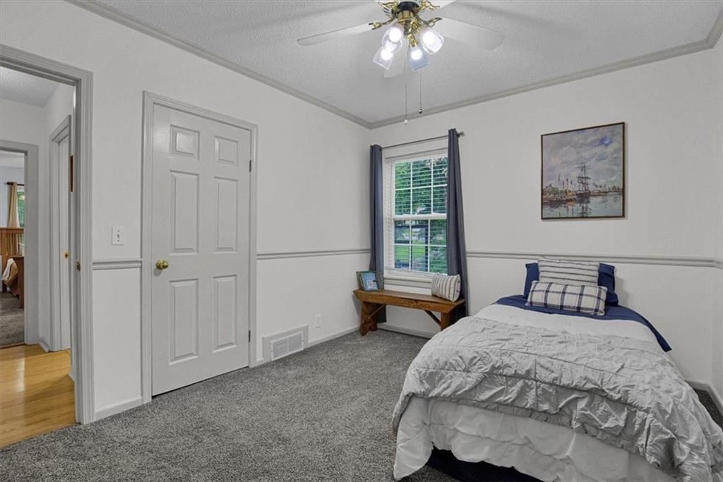 4203 N Grand Avenue — photo 33