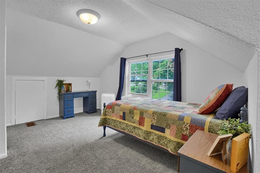 4203 N Grand Avenue — photo 34