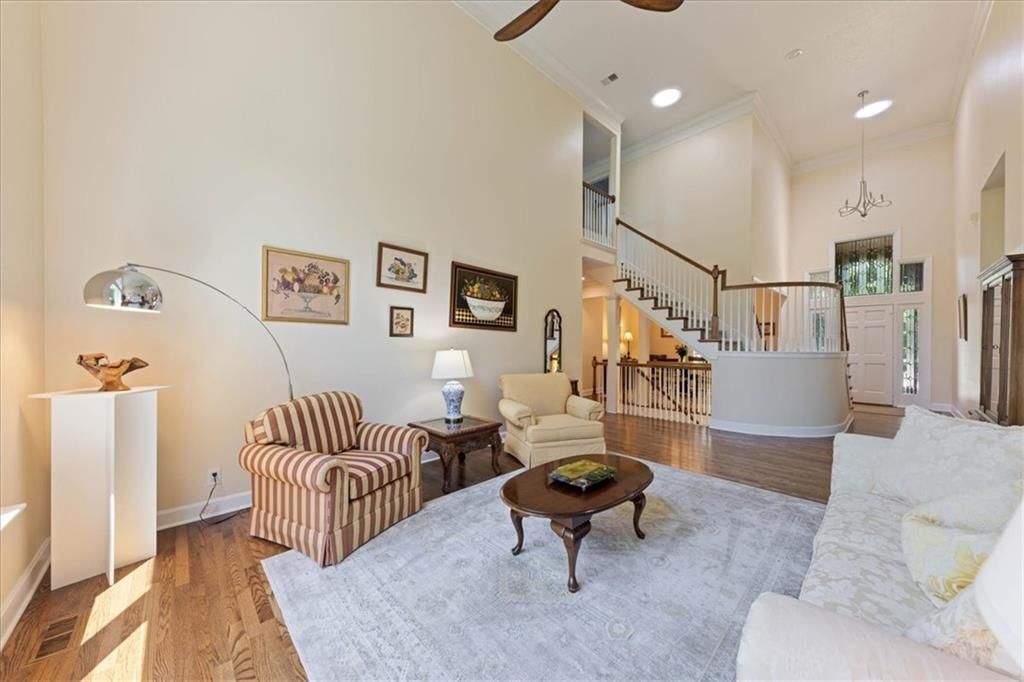 13104 Granada Drive — photo 11